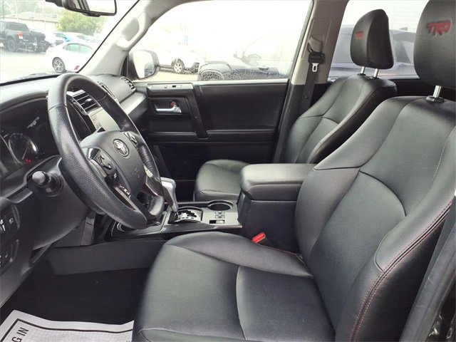 2024 Toyota 4Runner TRD Premium photo 2