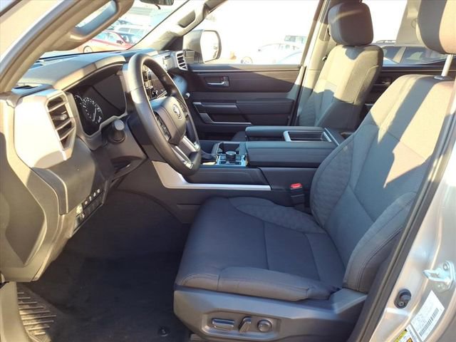 2026 Toyota Tundra SR5 - Photo 7