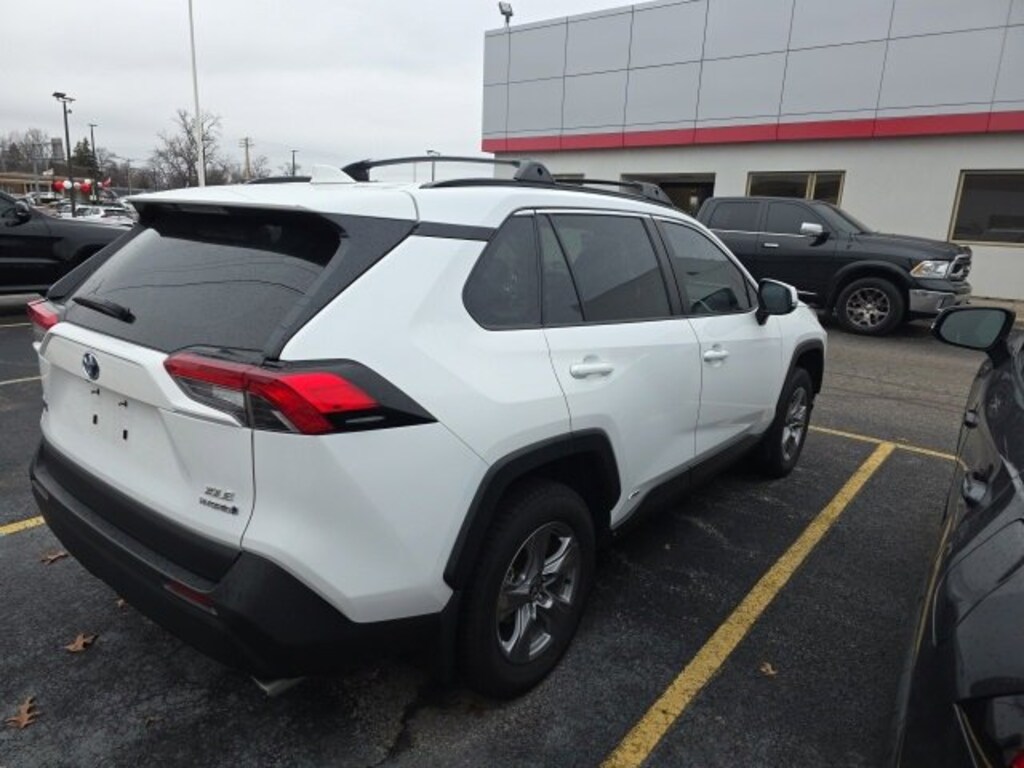 Used 2024 Toyota RAV4 Hybrid XLE SUV
