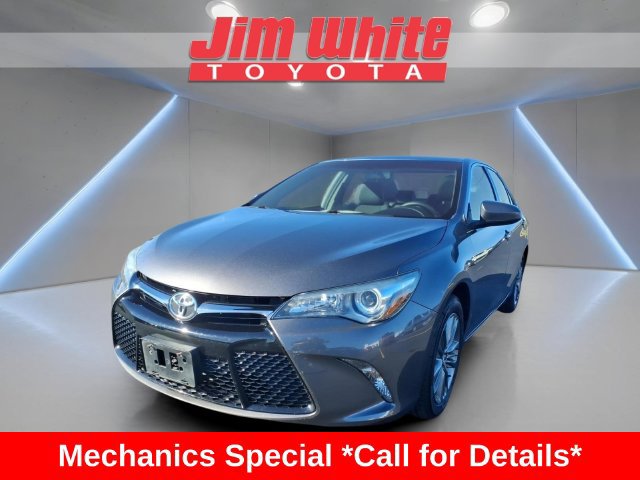 Used 2016 Toyota Camry SE Sedan for sale in Toledo, OH