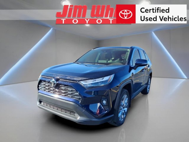 Used 2022 Toyota RAV4 XLE Premium SUV for sale in Toledo, OH
