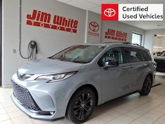 Used 2023 Toyota Sienna XSE Van Passenger Van for sale in Toledo, OH