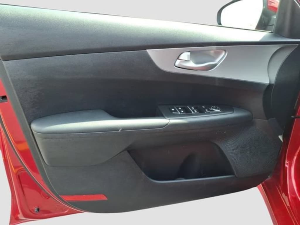 Used 2023 Kia Forte LXS Sedan