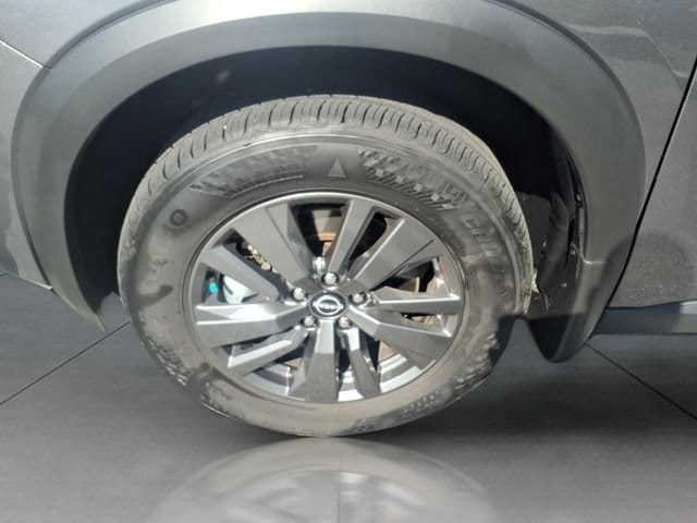 2025 Nissan Pathfinder S - Photo 23