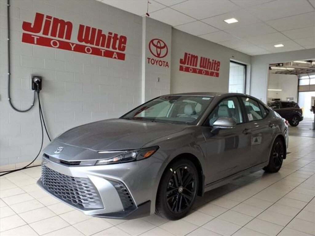 New 2026 Toyota Camry SE Sedan