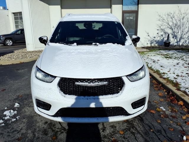 2025 Chrysler Pacifica Limited - Photo 27