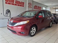 Used 2011 Toyota Sienna LE V6 Van for sale in Toledo, OH