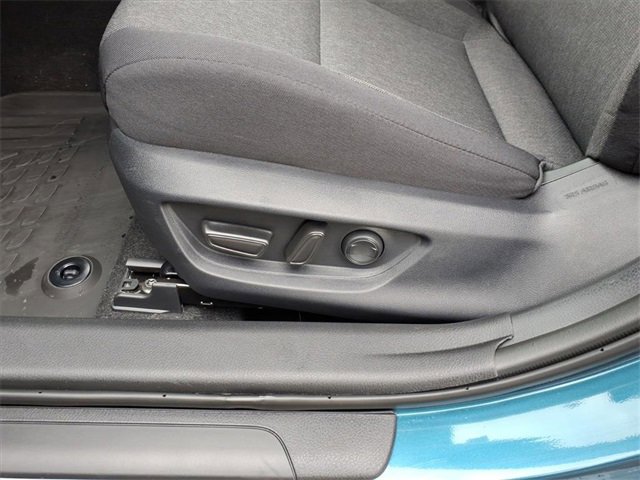 2025 Toyota Camry LE photo 2