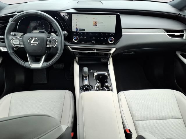 2023 Lexus RX 350 - Photo 18