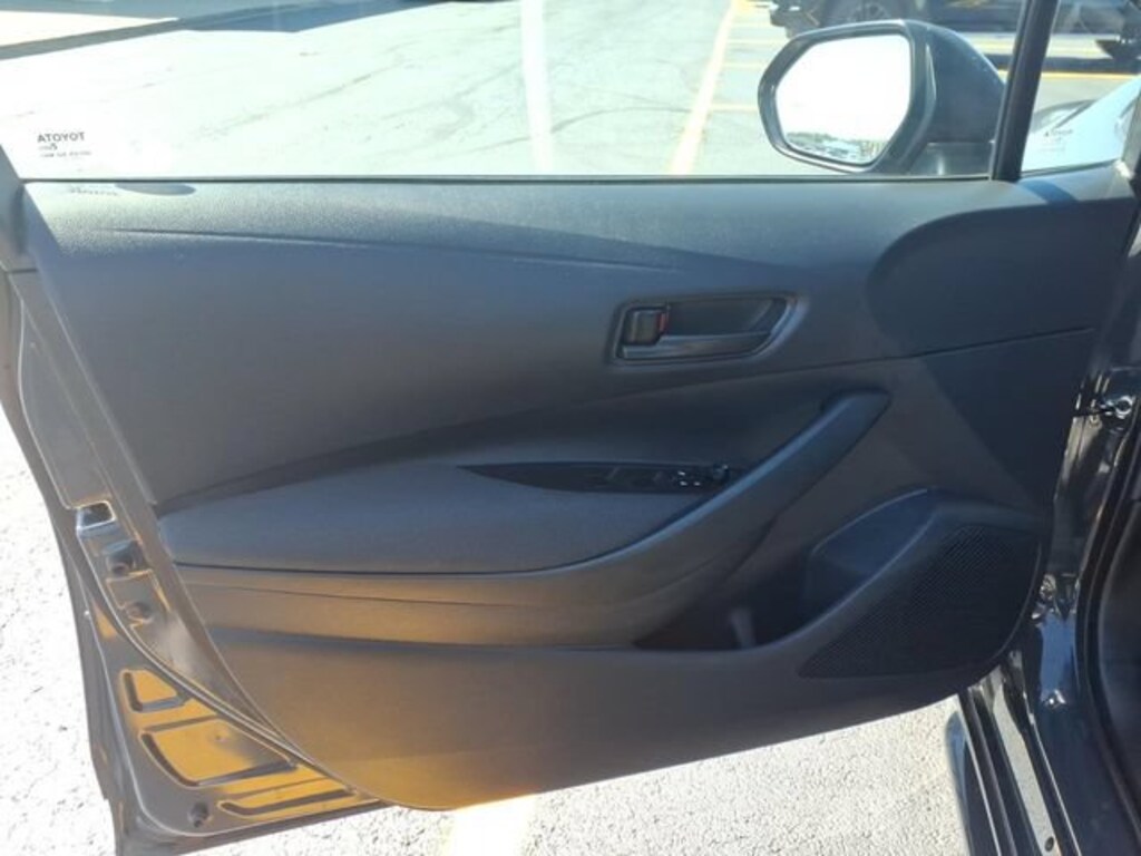 Certified 2025 Toyota Corolla LE Sedan