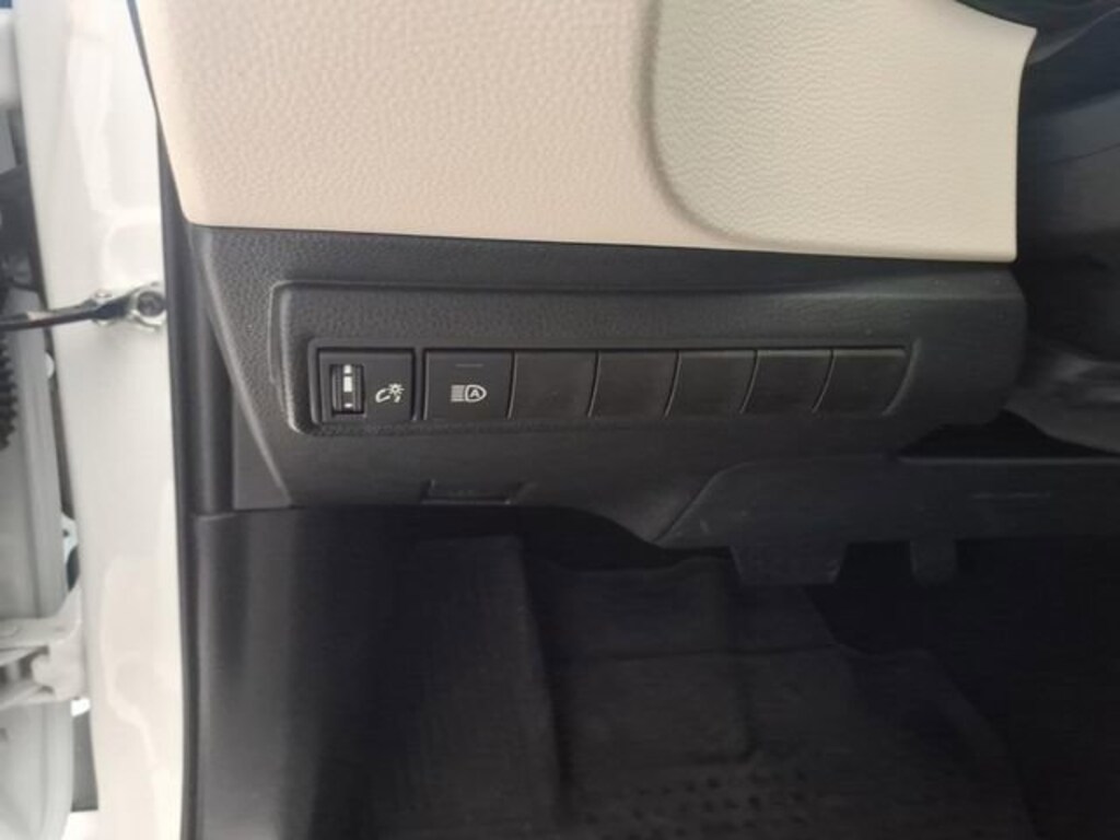 Used 2026 Toyota Corolla LE Sedan