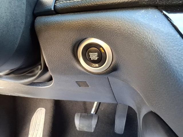 2025 Chrysler Pacifica Limited - Photo 11