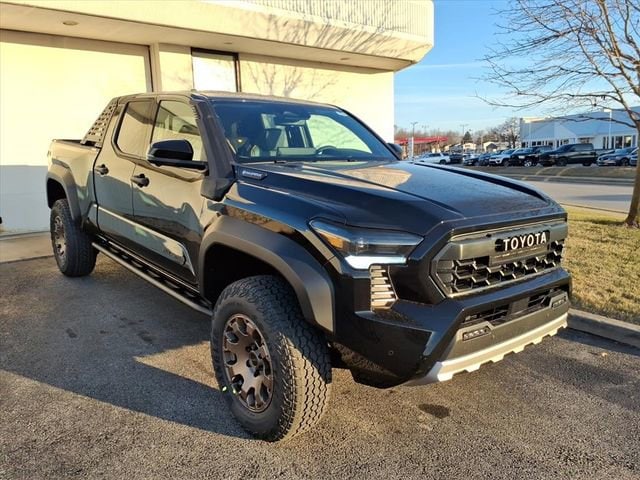 2026 Toyota Tacoma Trailhunter - Photo 5