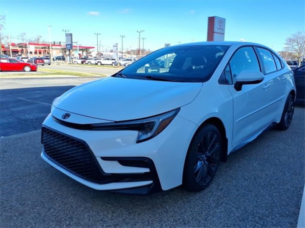 Used 2026 Toyota Corolla SE Sedan