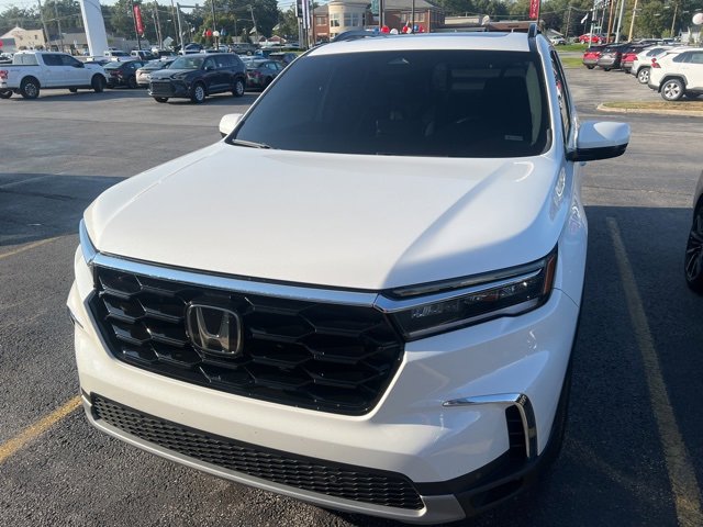 2024 Honda Pilot Touring photo 3