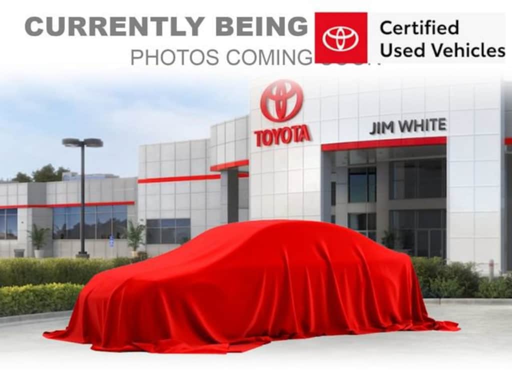 Used 2021 Toyota RAV4 XLE SUV