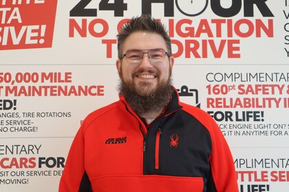 Staff member Eric Nijakowski from ffe7208c0025