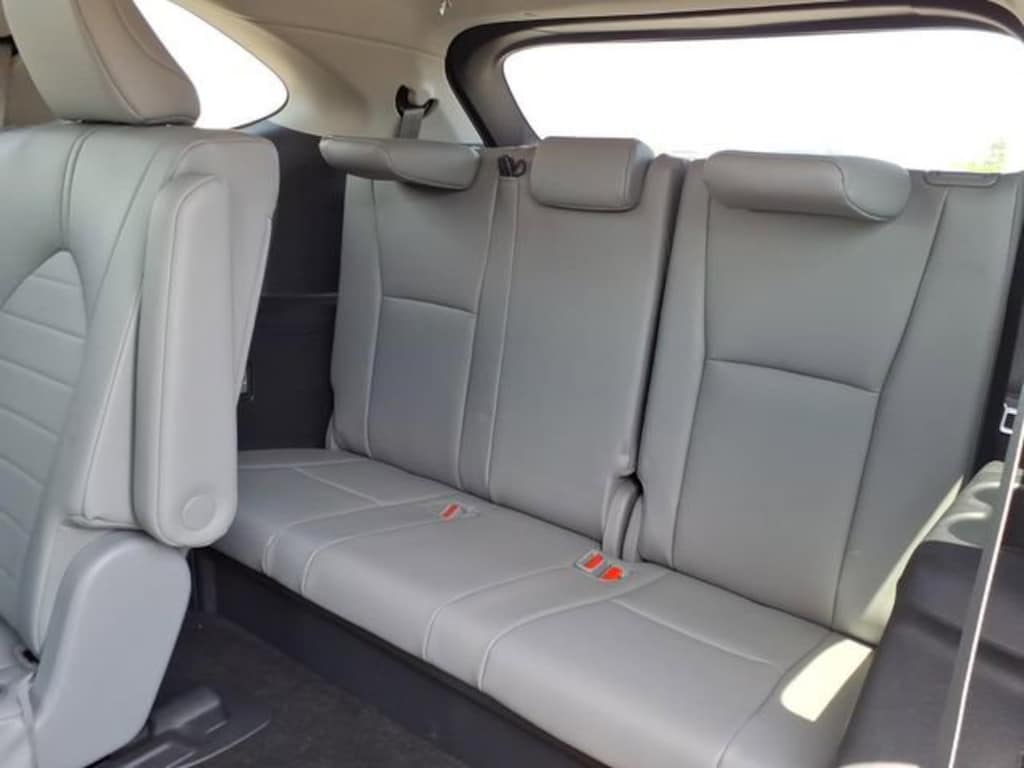 Used 2023 Toyota Highlander XLE SUV