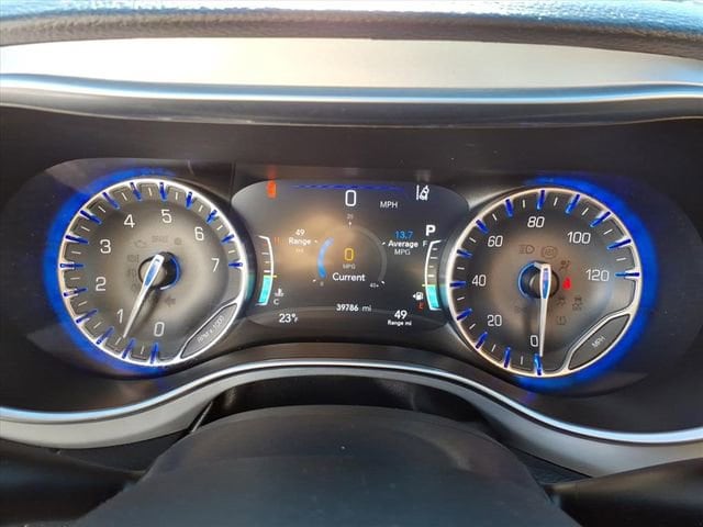 2025 Chrysler Pacifica Limited - Photo 10