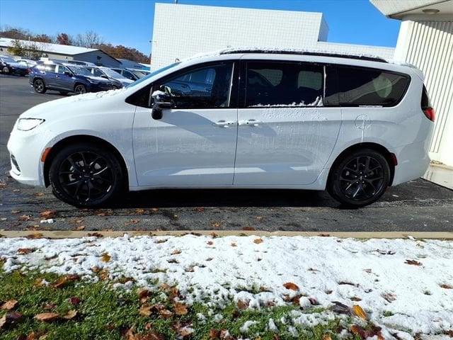 2025 Chrysler Pacifica Limited - Photo 21