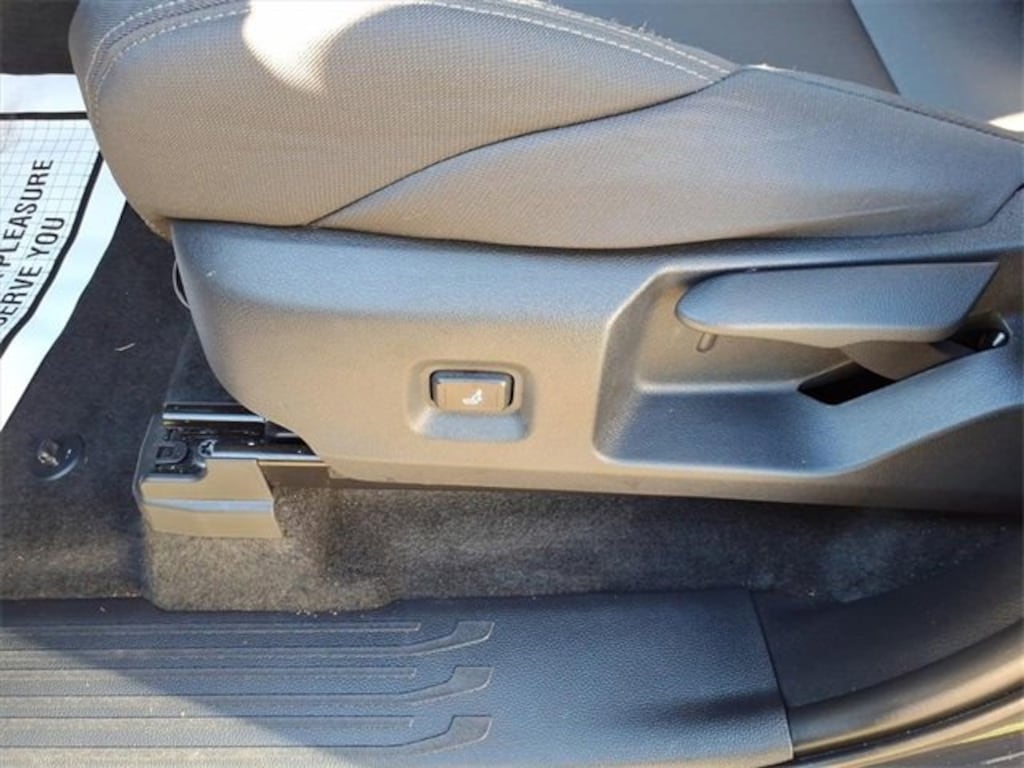 Certified 2025 Toyota Tacoma 4WD SR Truck XtraCab