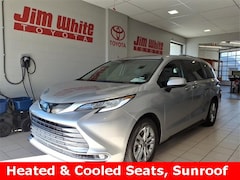 Used 2022 Toyota Sienna Limited Van Passenger Van for sale in Toledo, OH
