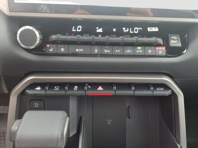 2026 Toyota Tundra Platinum - Photo 10