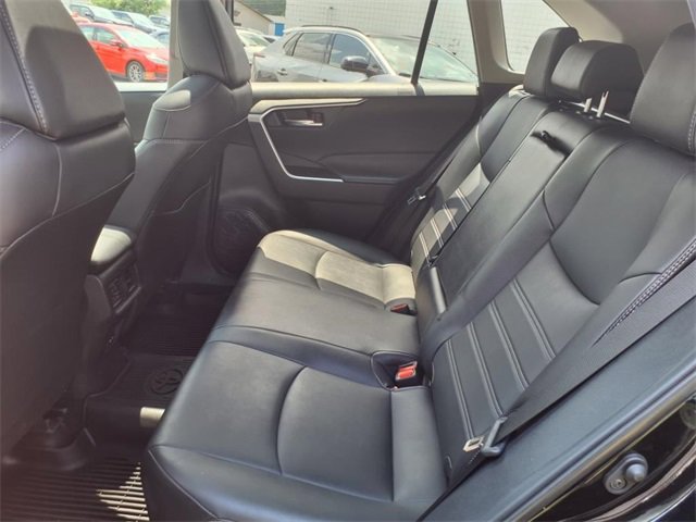 2024 Toyota RAV4 XLE Premium photo 6