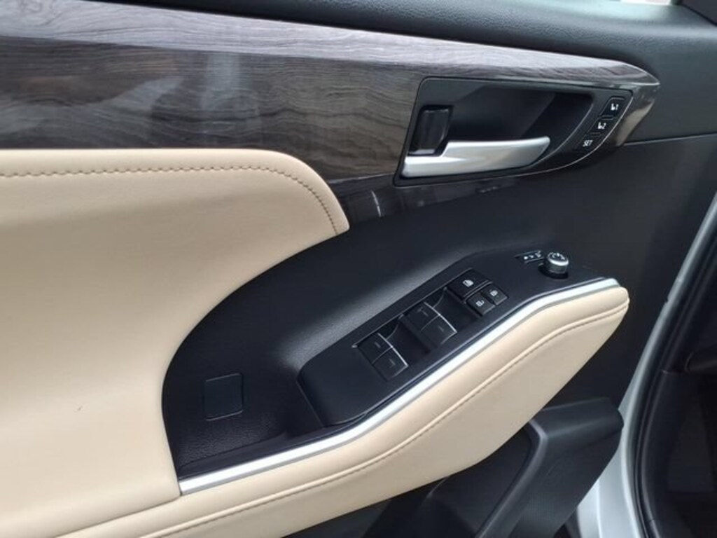 Certified 2024 Toyota Highlander Limited SUV
