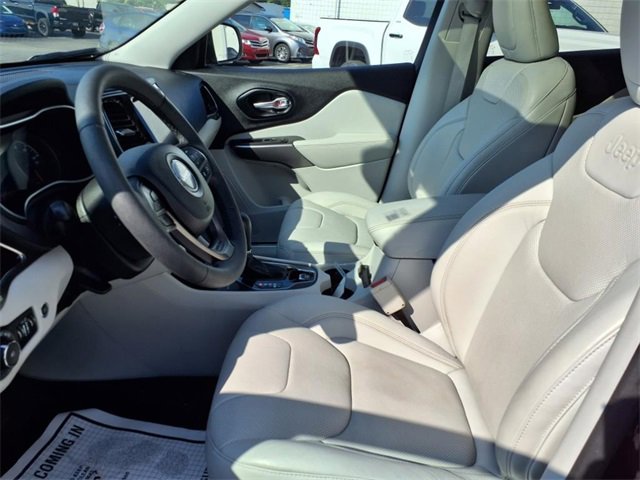 2021 Jeep Cherokee Limited photo 2