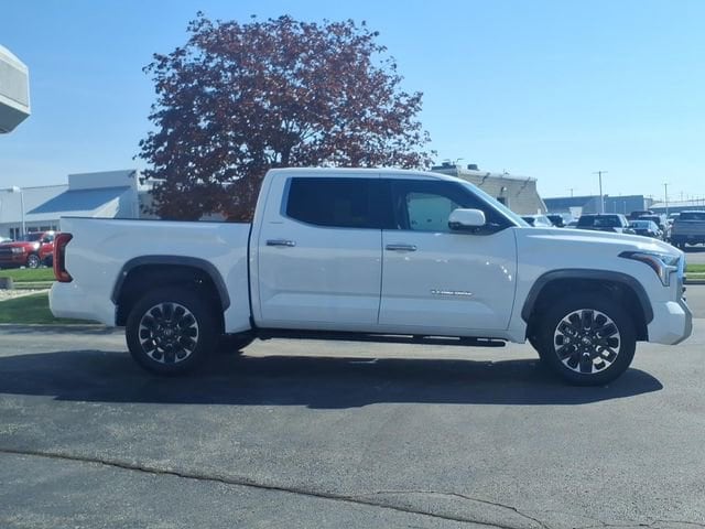2026 Toyota Tundra Limited - Photo 21