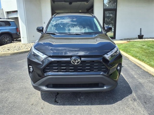 2024 Toyota RAV4 XLE Premium photo 26