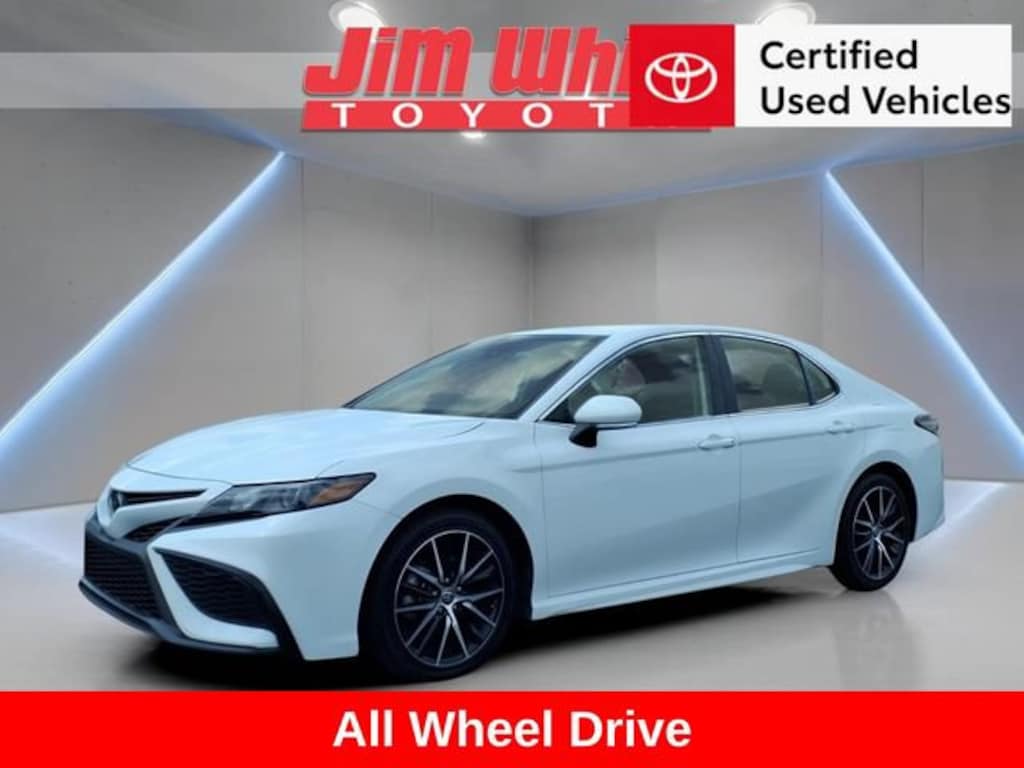 Certified 2024 Toyota Camry SE Sedan