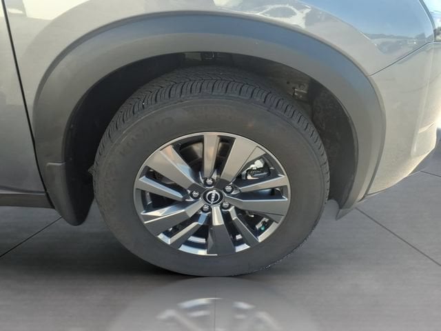 2025 Nissan Pathfinder S - Photo 28