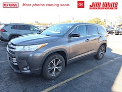 Used 2019 Toyota Highlander LE SUV for sale in Toledo, OH