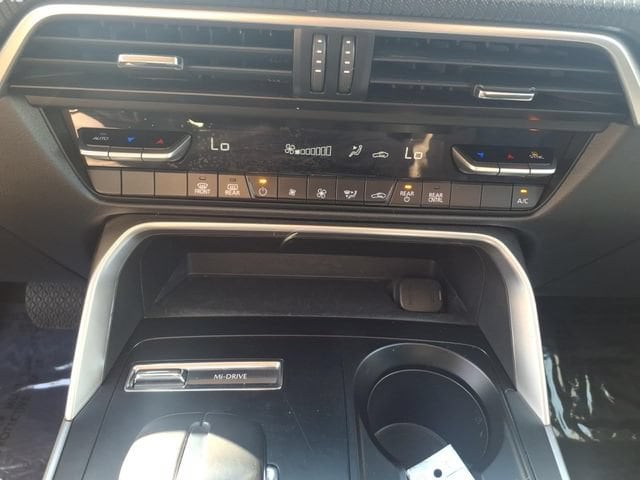 2025 Mazda CX-90 Select Package - Photo 11