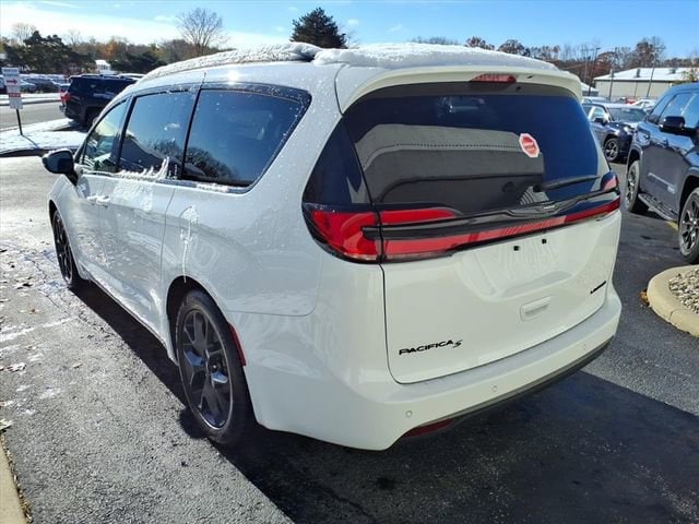 2025 Chrysler Pacifica Limited - Photo 22