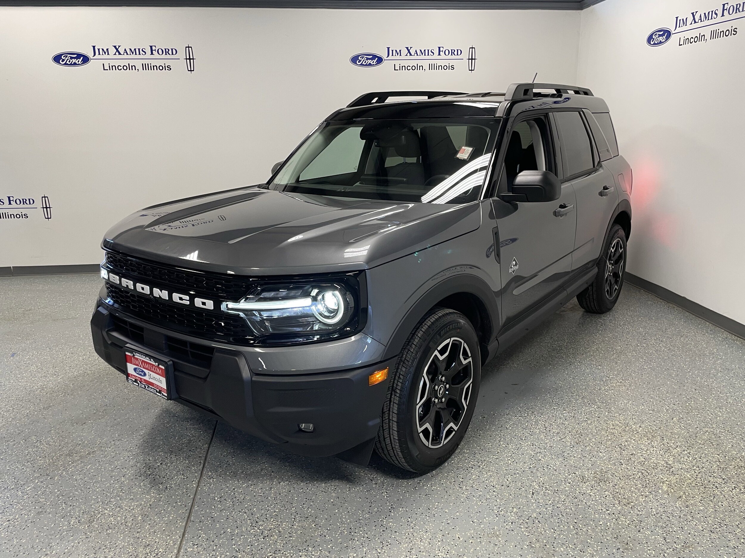 2025 Ford Bronco Sport Outer Banks photo 3