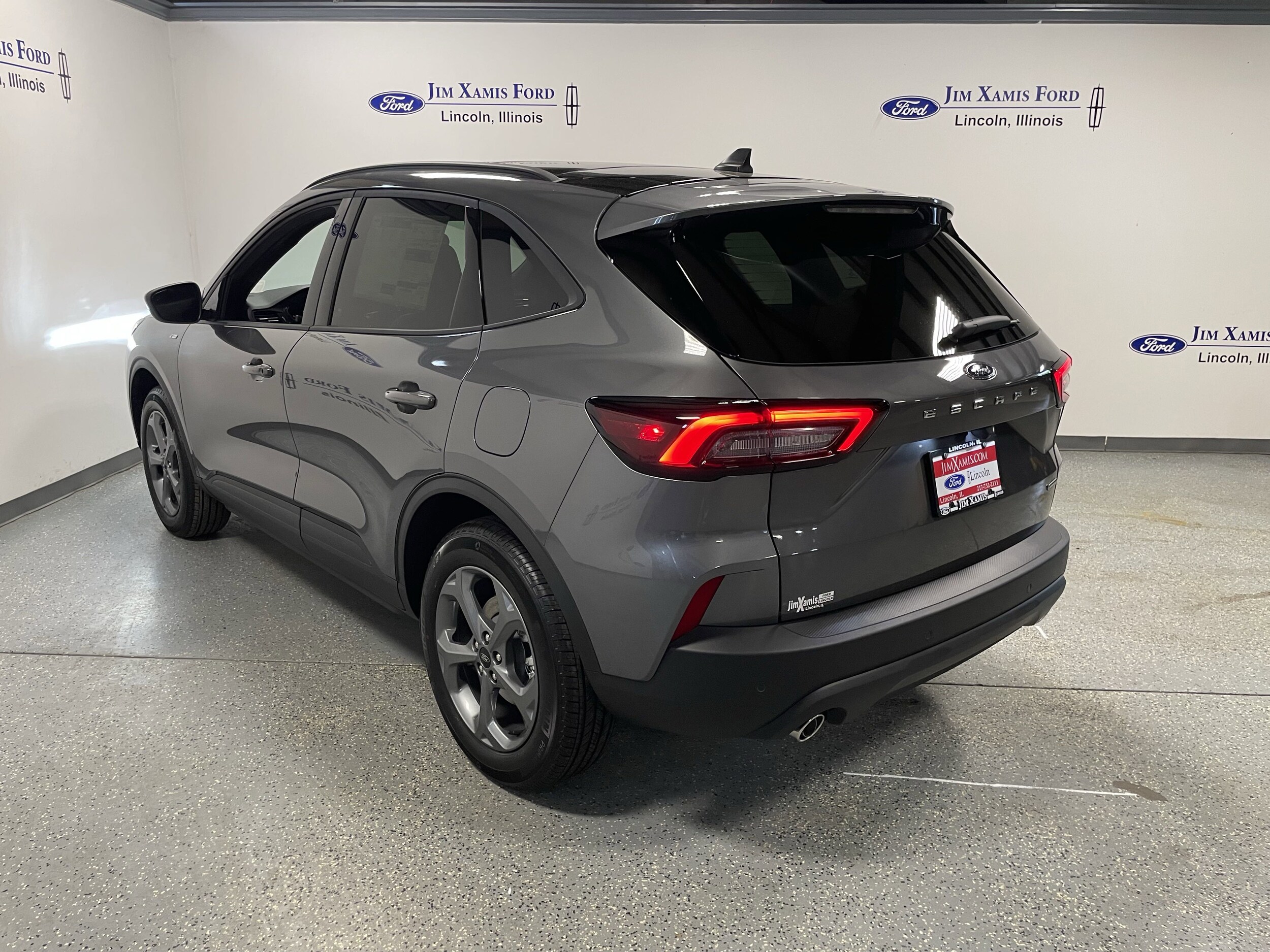 2025 Ford Escape ST-Line Select photo 4