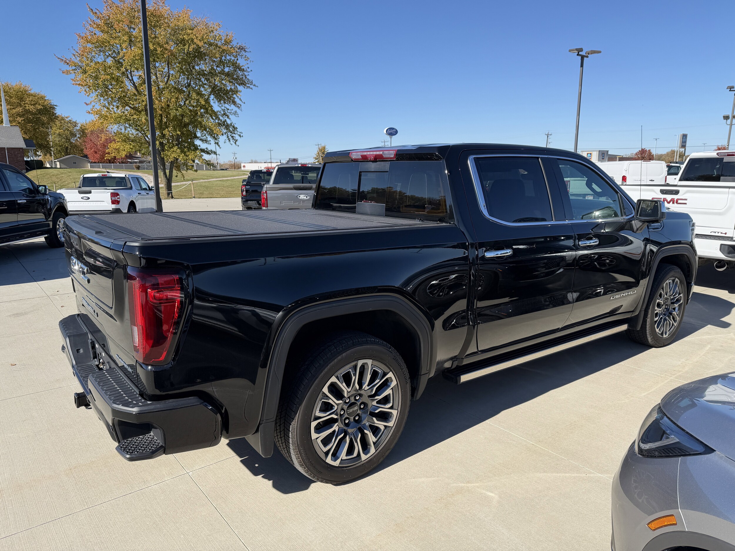 2024 Gmc Sierra 1500 Denali Ultimate photo 2