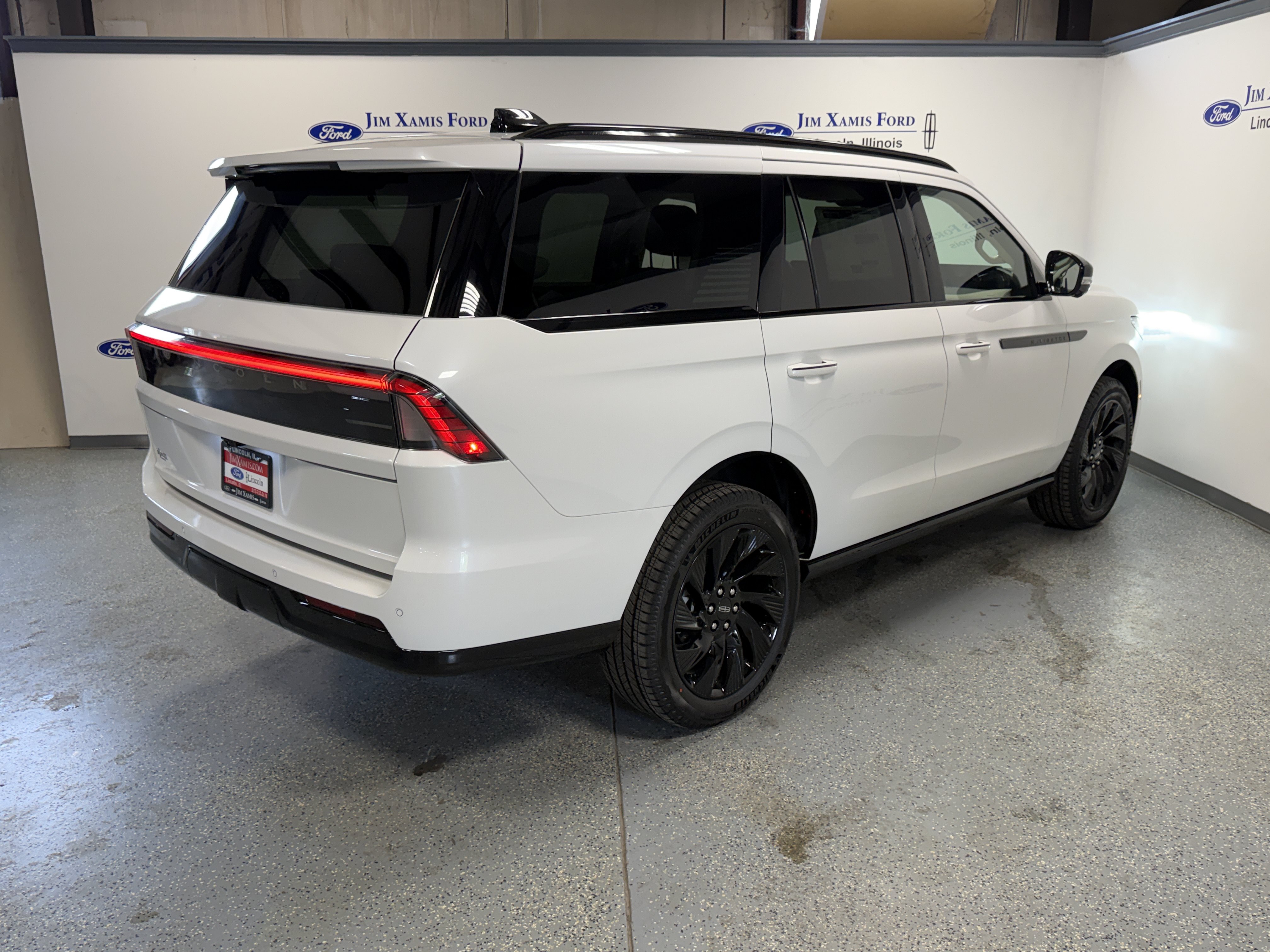 2027 Lincoln Navigator Reserve - Photo 37