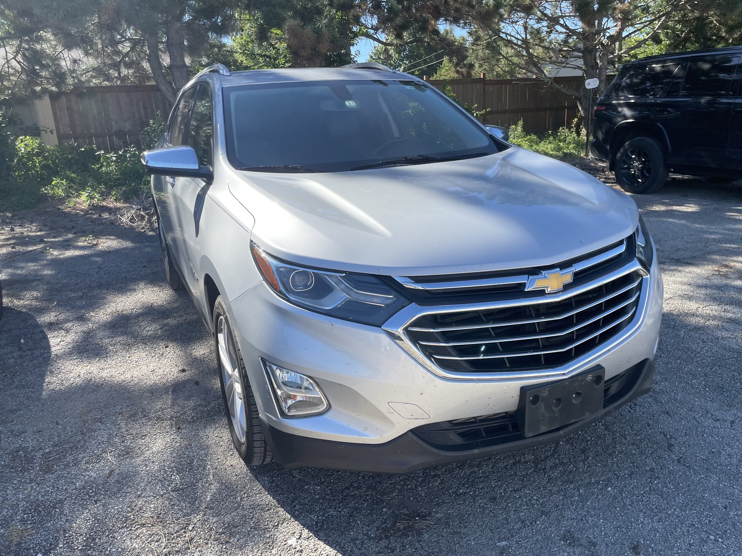 2019 Chevrolet Equinox Premier photo 3