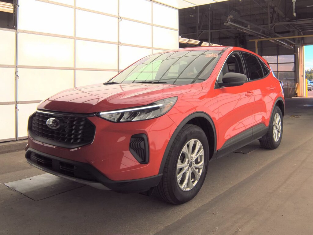 Used 2024 Ford Escape SUV