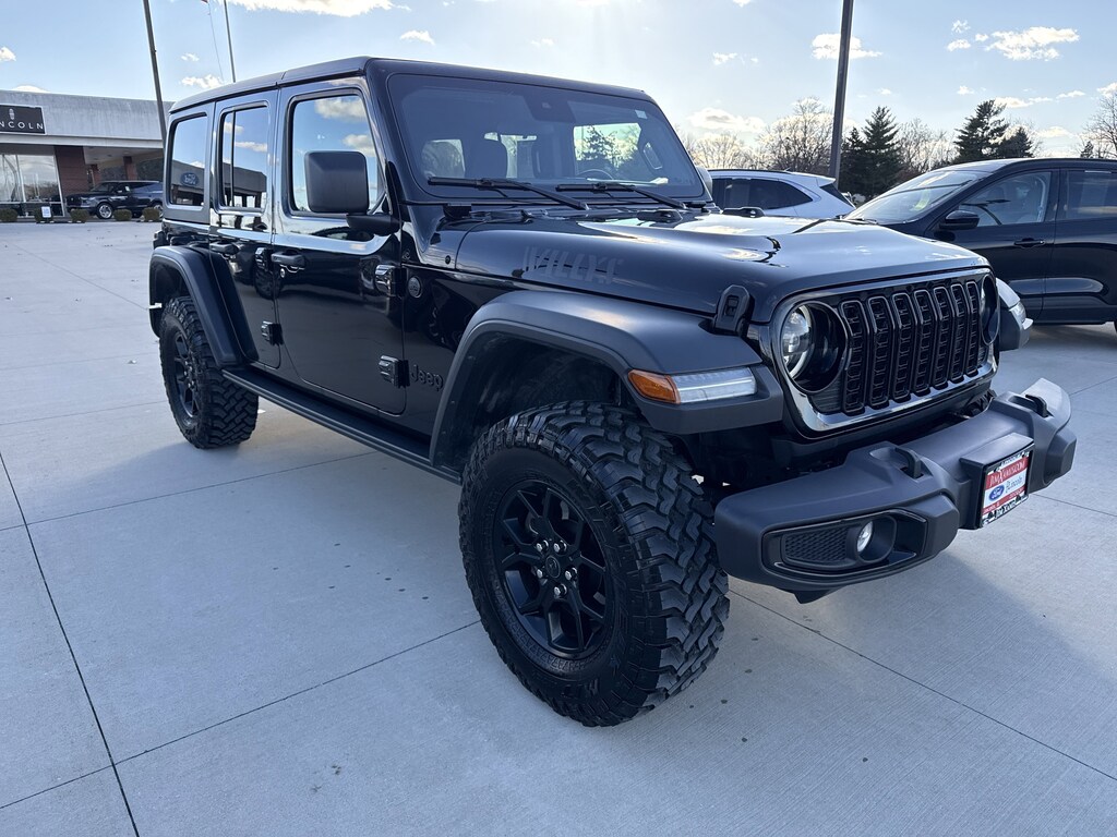 Used 2024 Jeep Wrangler SUV