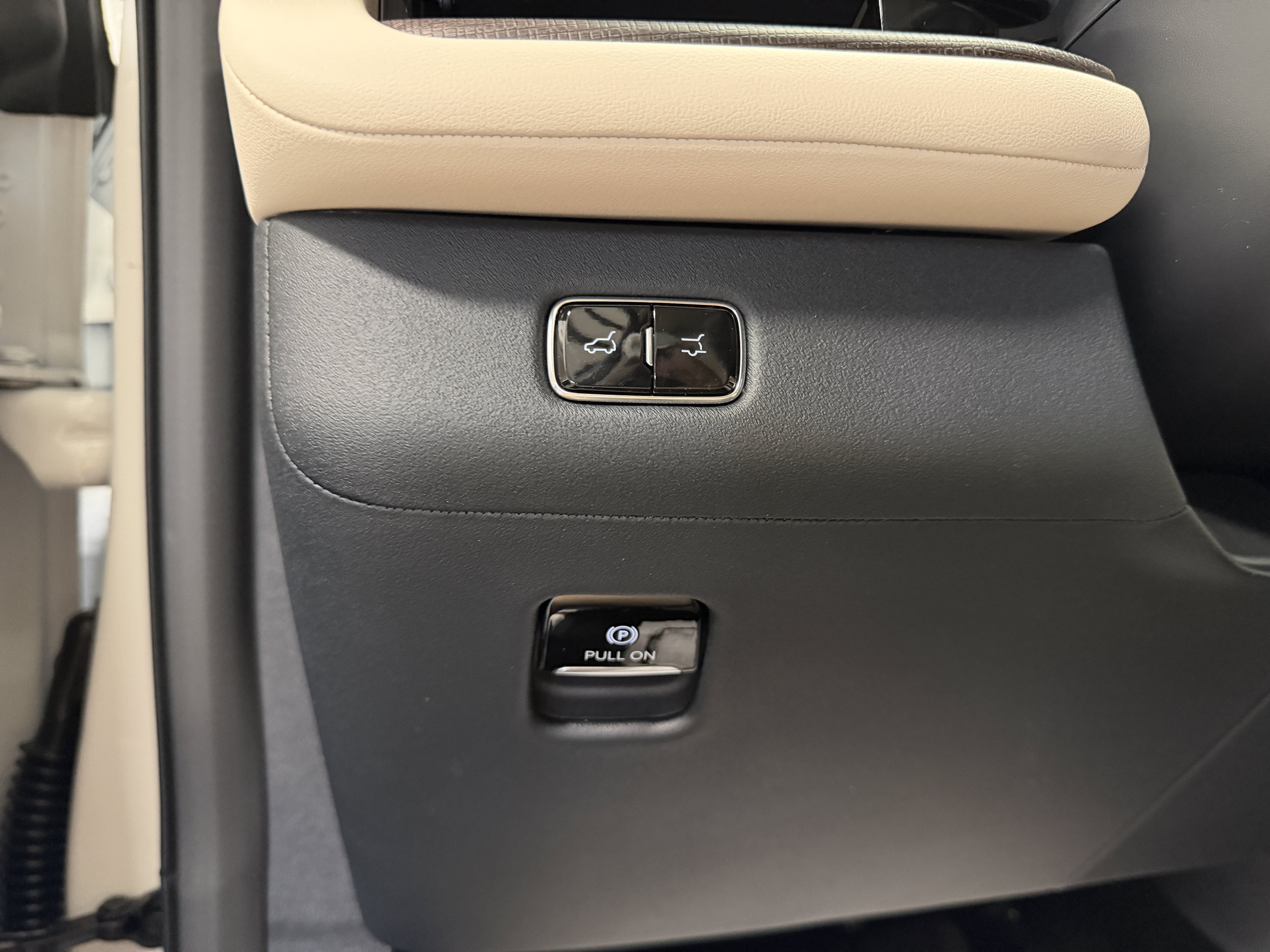 2027 Lincoln Navigator Reserve - Photo 19