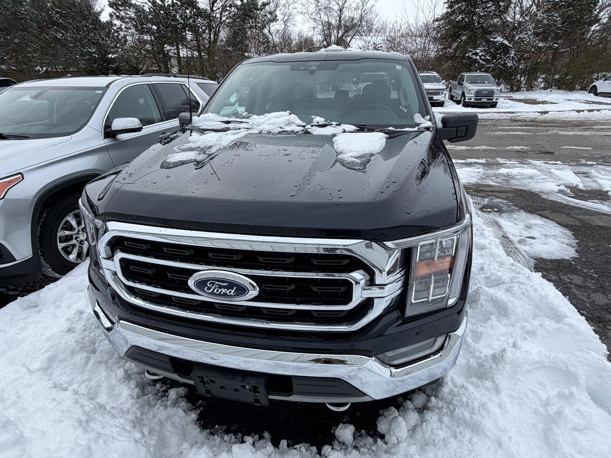 2021 Ford F-150 XLT photo 3