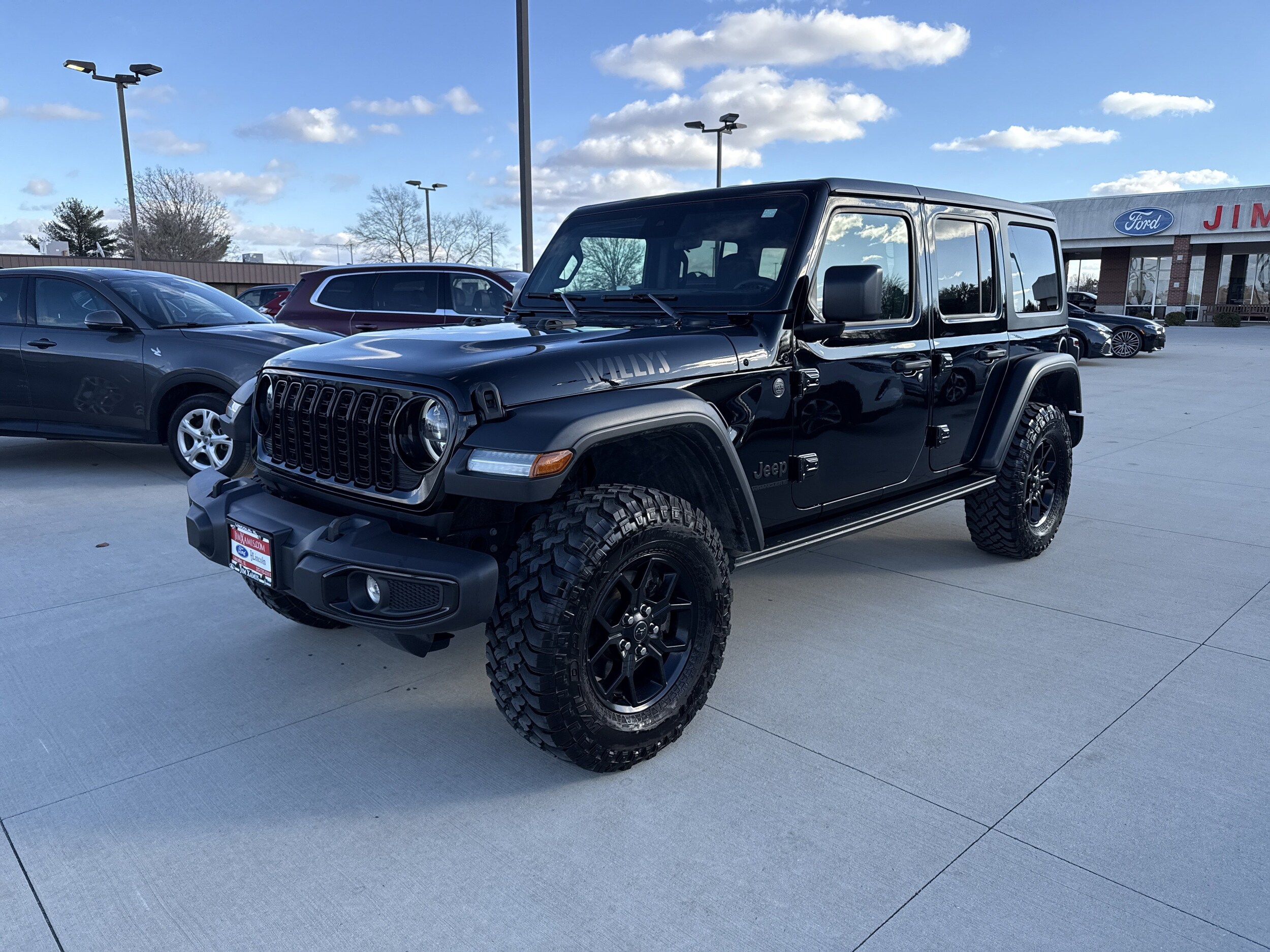 2024 Jeep Wrangler Willys photo 2