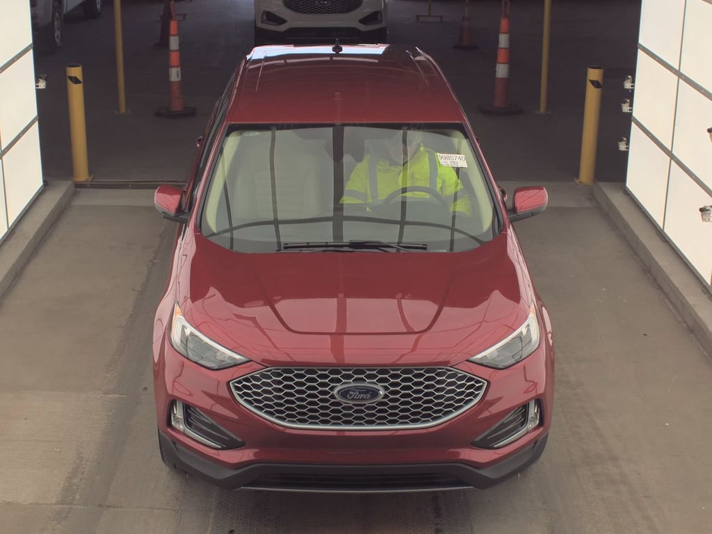 Used 2024 Ford Edge SUV