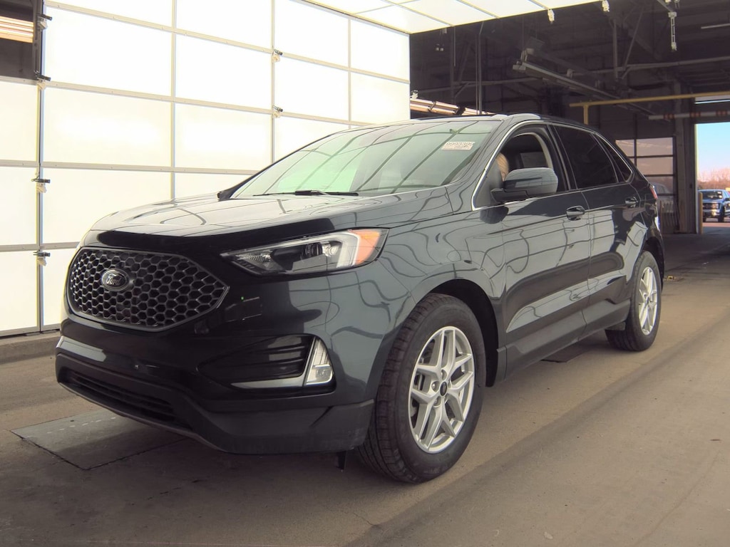 Used 2023 Ford Edge SUV