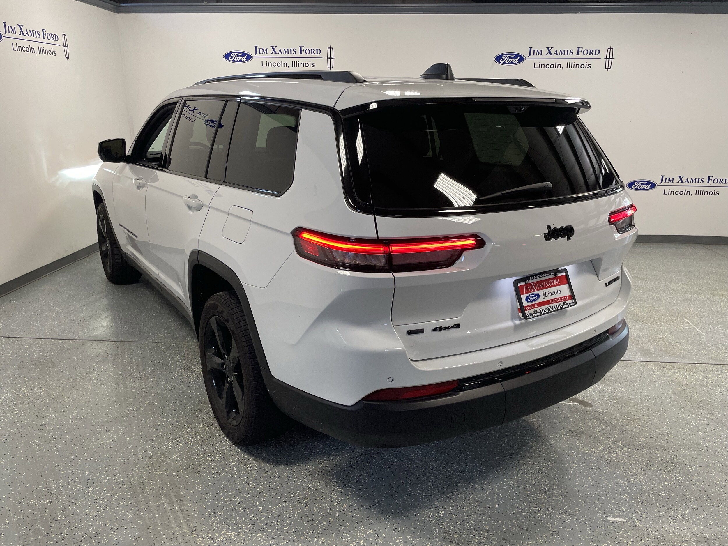 2022 Jeep Cherokee Limited photo 2